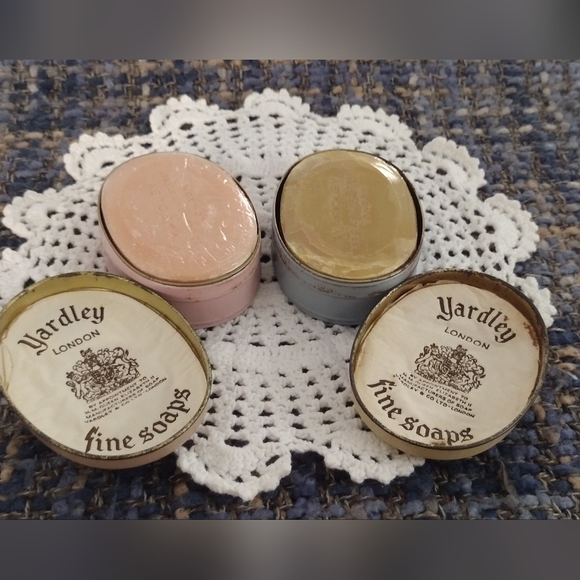 Vintage Yardley soap tons set - Picture 3 of 3